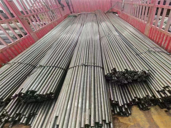 鋼管 (4).jpg 鋼管 (4).jpg